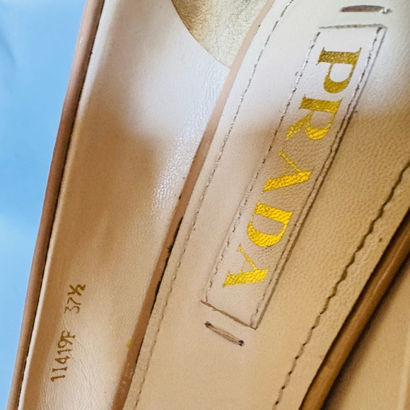 women's prada logo cream saffiano leather cap toe 37.5 - Picture 3 of 16